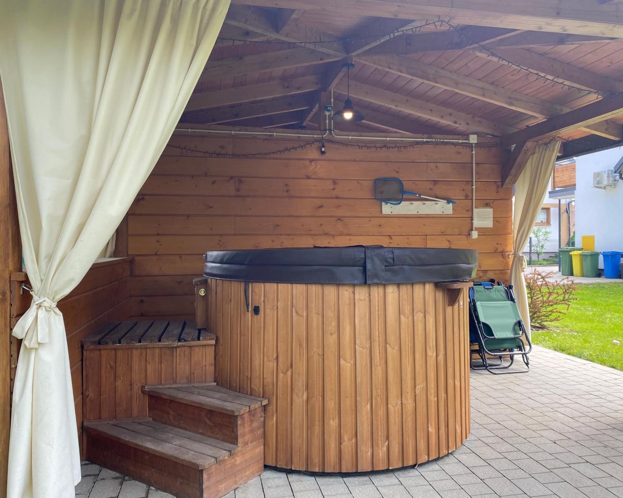 Apartamenty Fredry Lesko Esterno foto